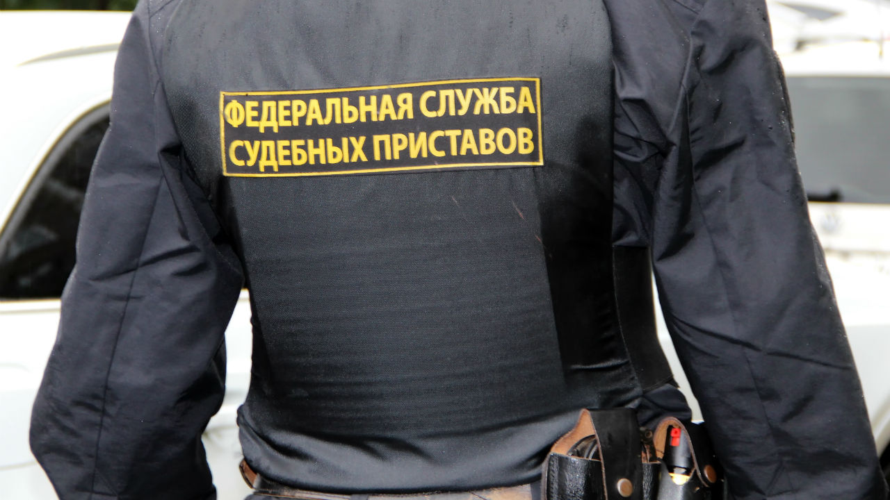 Курские приставы арестовали имущество должников «Квадры»